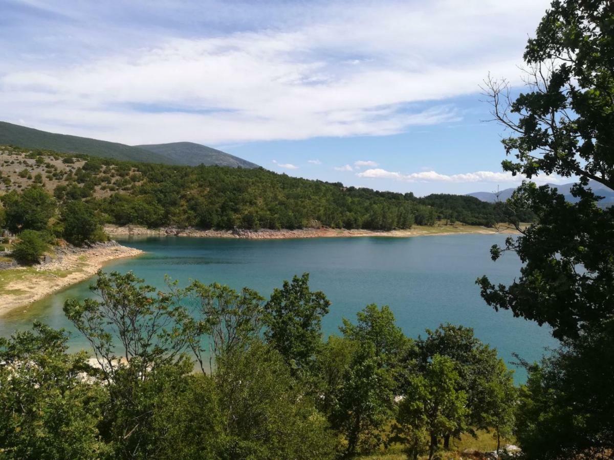 Holiday Home Marija Vrlika エクステリア 写真